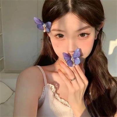 上交亿倍灵石入宗，吓坏女帝师尊